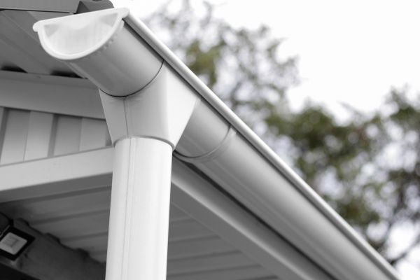 Professional Curved Gutter Installation